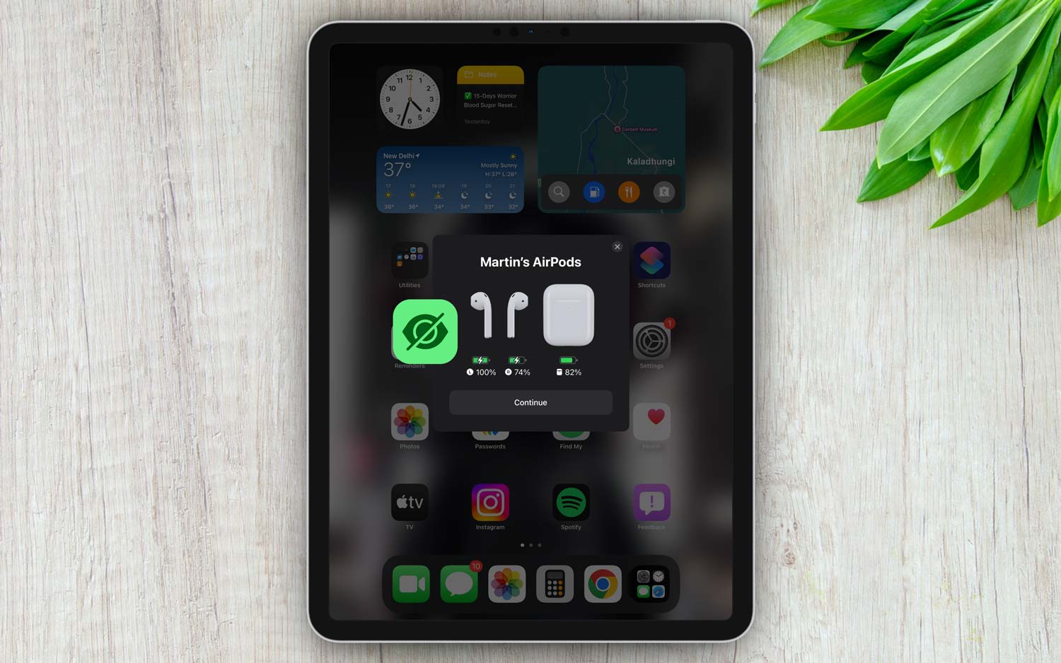 fix ipad connects to airpods but wont show battery featured