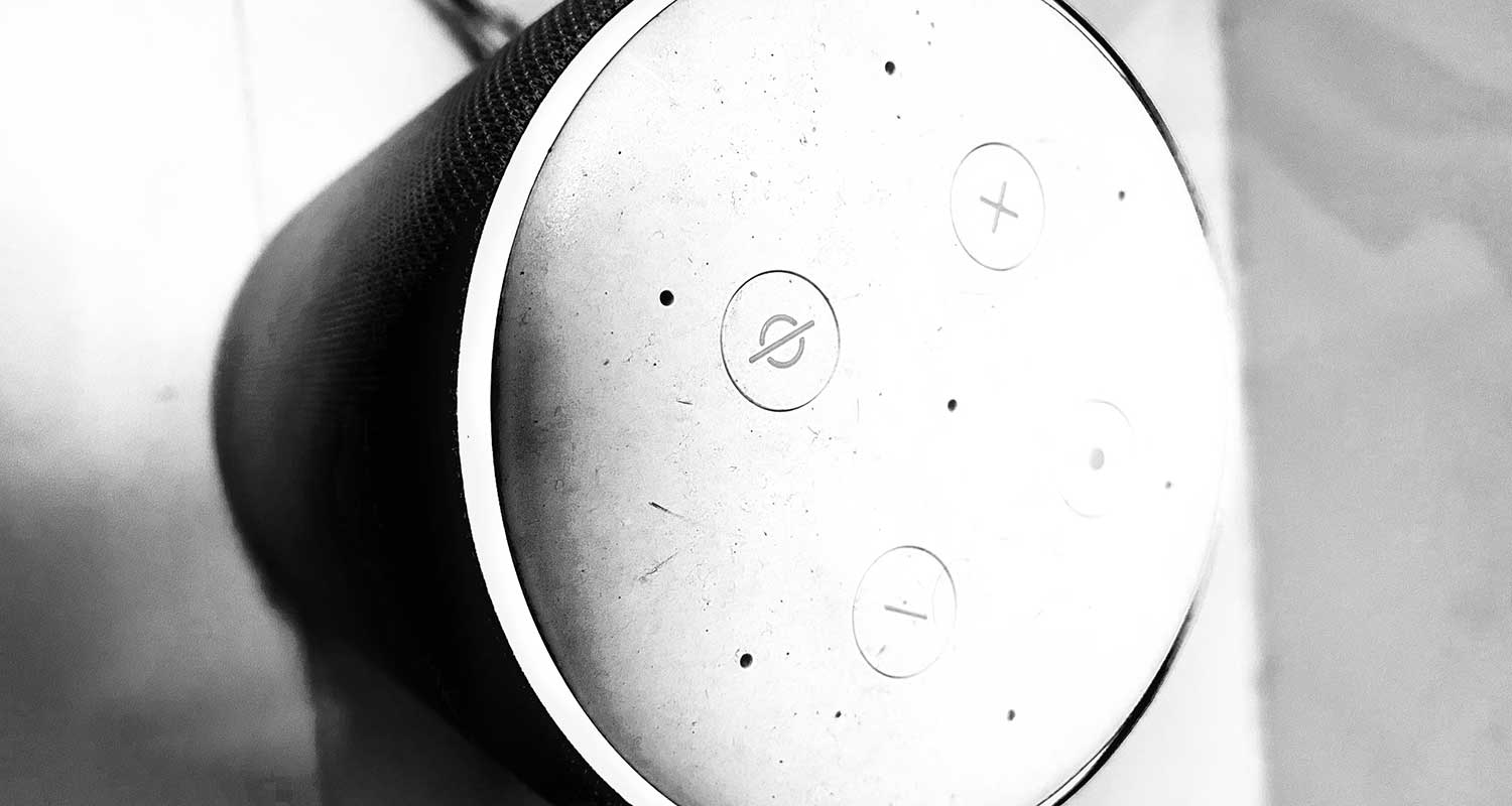 press and hold the Bluetooth button