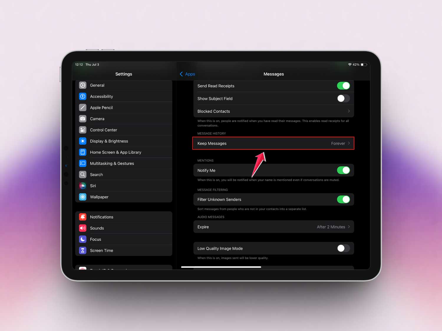 tap on keep messages in messages setting in ipad